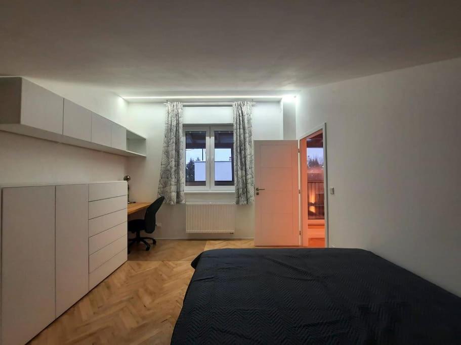 Buda-city House Ferienhaus *